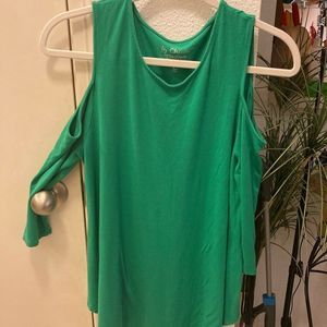 CHICO’S green peekaboo shoulder top - Size 1 (Chico’s size)